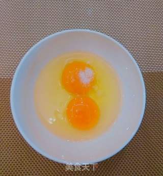 牛肉鸡蛋夹的做法步骤:2