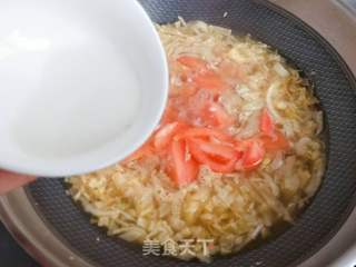 番茄白菜嫩汤的做法步骤:7