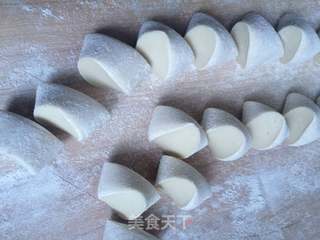 韭菜鸡蛋饺子的做法步骤:8