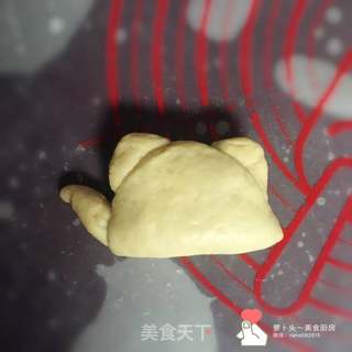 猫咪面包的做法步骤:11