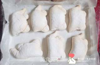 猫咪面包的做法步骤:12
