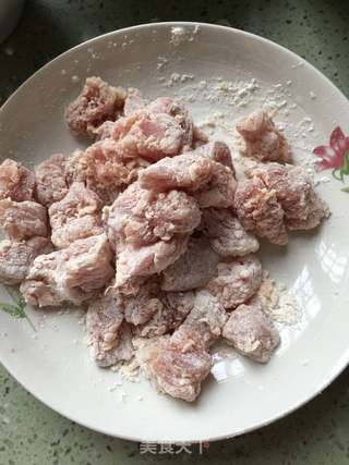 家庭版菠萝咕噜肉的做法步骤:4