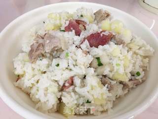 土豆腊肉煲仔饭的做法步骤:7