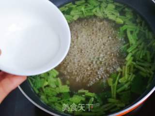 菠菜蛋花汤的做法步骤:6