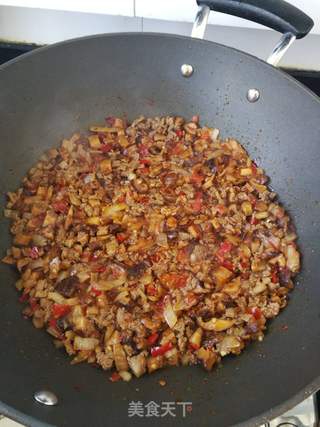 香辣香菇牛肉酱的做法步骤:8