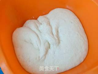 发面黑芝麻糖饼的做法步骤:5
