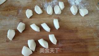 韭菜馅饺子的做法步骤:8