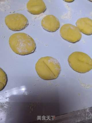 小猪猪豆沙包的做法步骤:21
