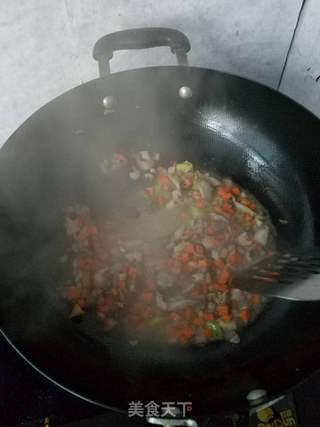 肉末时蔬炒意面的做法步骤:7