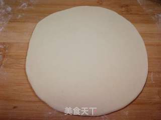 又是一年槐花香:槐花大馅饼的做法步骤:2