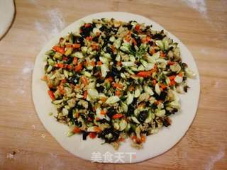 又是一年槐花香:槐花大馅饼的做法步骤:4