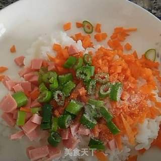 蛋煎饭的做法步骤：3