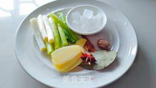 无锡排骨的做法步骤:2
