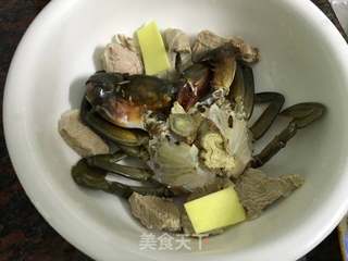 冇蟹炖田七的做法步骤:4