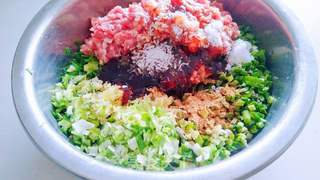 韭菜肉煎饺的做法步骤:5