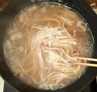 菠菜鸡蛋面的做法步骤：7