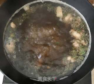 菠菜鸡蛋面的做法步骤：6