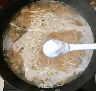 菠菜鸡蛋面的做法步骤：8