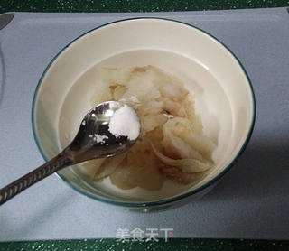 青菜西红柿鳕鱼汤的做法步骤:5