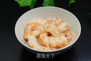 虾仁豆腐汤的做法步骤:2