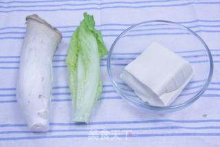 辅食--豆腐蘑菇羹的做法步骤：1