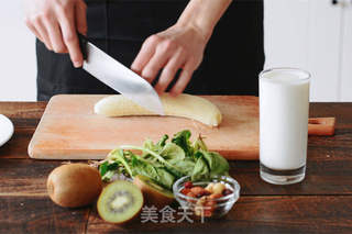 减肥也要享受美味的排毒奶昔的做法步骤:2