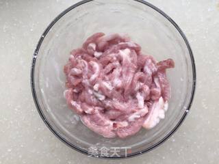 京酱肉丝的做法步骤:3