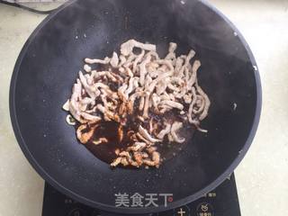 京酱肉丝的做法步骤:15