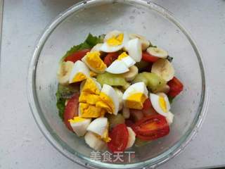 蔬菜水果沙拉的做法步骤:9