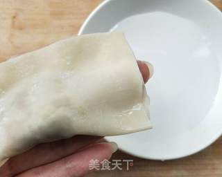 香煎槐花牛肉馄饨的做法步骤:8