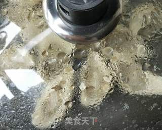 香煎槐花牛肉馄饨的做法步骤:14