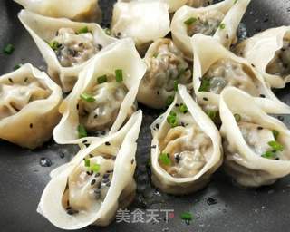 香煎槐花牛肉馄饨的做法步骤:15
