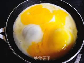 芒果三明治的做法步骤:2