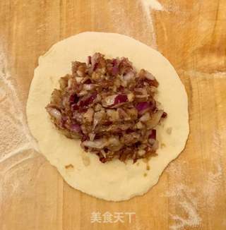 洋葱猪肉包子的做法步骤:8