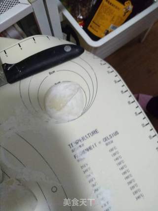 圆白菜韭菜鸡蛋素包子的做法步骤:11