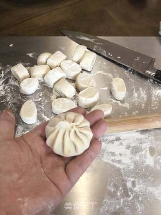 鲜肉生煎包的做法步骤:16