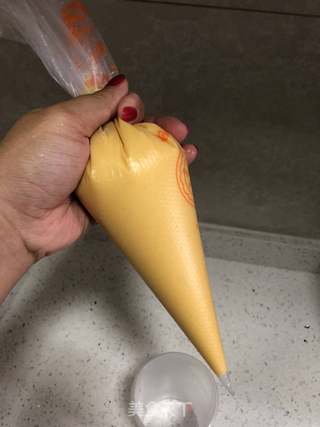 毛毛虫奶油面包的做法步骤:15