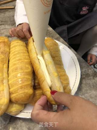 毛毛虫奶油面包的做法步骤:22