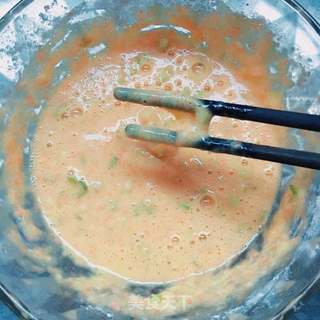 蔬菜鸡蛋饼的做法步骤:2