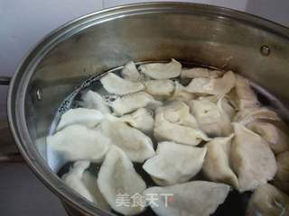 猪肉酸菜饺子的做法步骤:10