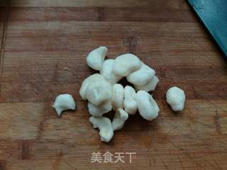 荸荠肉丸菠菜汤的做法步骤:3