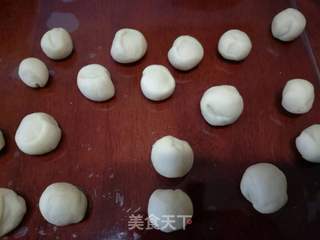 小贝壳馒头的做法步骤:5