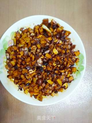 豆干花生香菇辣酱的做法步骤:6