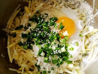 土豆丝饼的做法步骤:6
