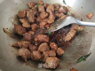 土豆炖牛肉的做法步骤:5