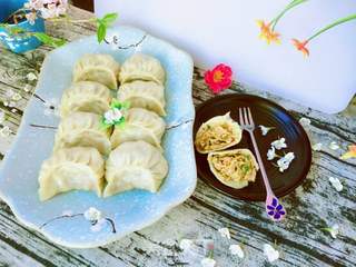 酸菜鸡蛋馅蒸饺的做法步骤:12