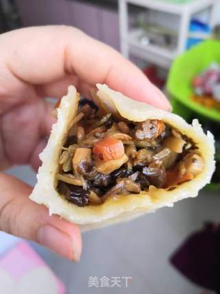 风味干菜什锦素蒸饺的做法步骤:15