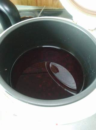 冰粉黑米捞的做法步骤:2