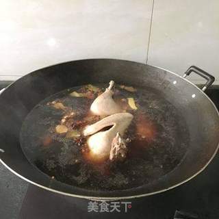 酱香鸭的做法步骤：4