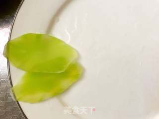 蒜香莴笋的做法步骤:2